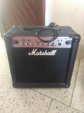 Amplificador Marshall Mg15cfx
