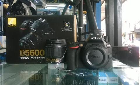 Camara Nikon D5600 Lente 18-55