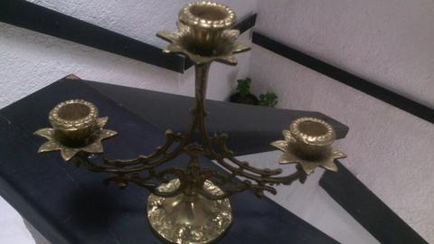 Candelabro de 3 Velas Antiguo en Bronce