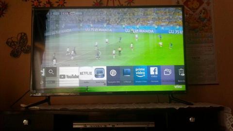 Vendo Televisor Smart Tv 4k de 40 Pulgad