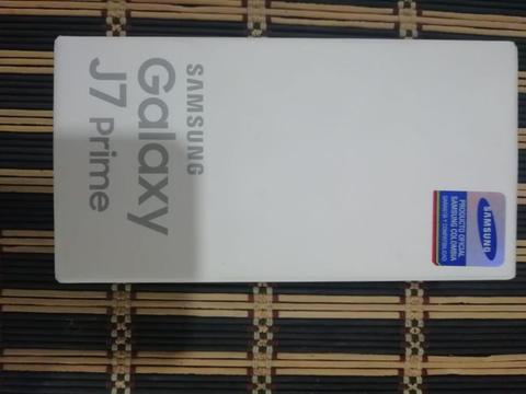 Vendo SAMSUNG Galaxy J7 prime 32GB. Original de la tienda SAMSUNG