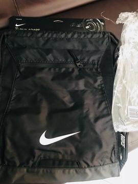 Tula Nike Nueva Original Negra 17 Ltrs