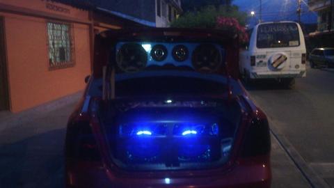 Vendo sonido para carro esta en buen estado