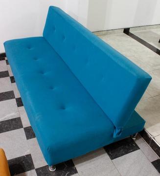 Sofá cama de tres puestos color azul