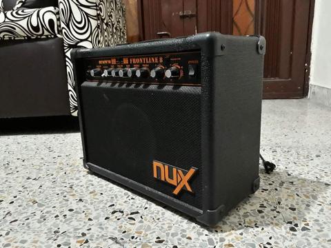Amplificador Nux en muy buen estado