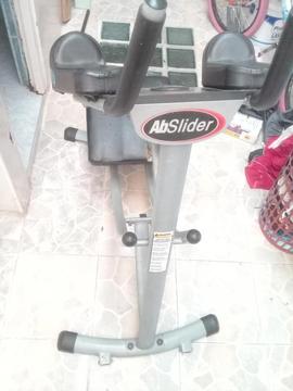 SE VENDE MAQUINA DE EJERCICIOS ABDOMINALES