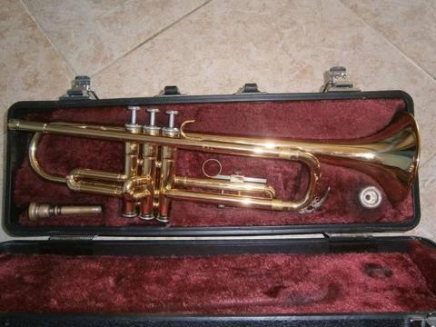 trompeta yamaha ytr1335