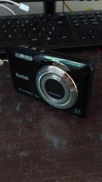 Vendo cámara digital Kodak usada