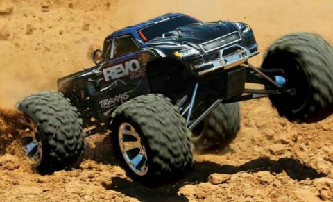 Traxxas Revo 3.3 Monster Truck Carro Rc