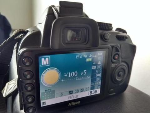 Venta de cámara Nikon D3100 con lente 18 55 mm 1:3.55.6G