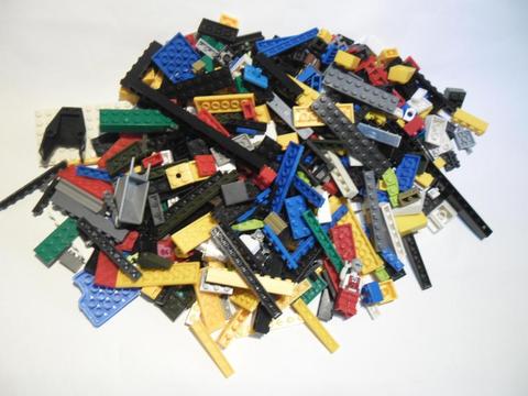 mas de 600 fichas genericas compatibles con lego por