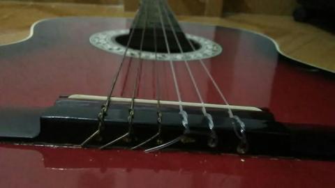 Guitarra Economica