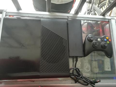 Vendo Consola de Xbox 360