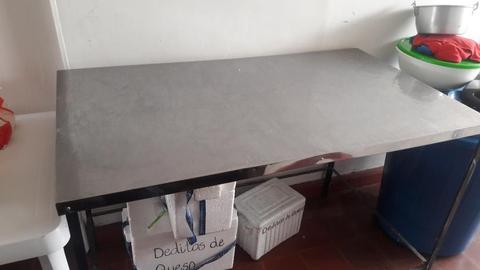 Se Vende Mesa de Acero Inoxidable