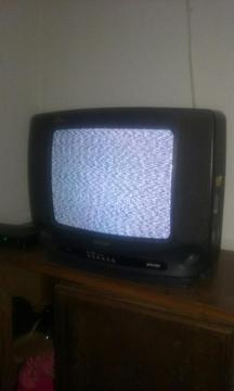 Televisor en Muy Bn Estado