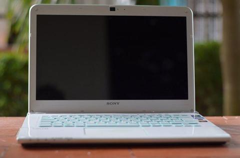 Portatil Sony Avio En perfecto estado