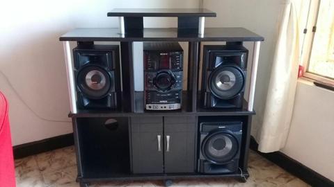 Se Vende Equipo con Mesa Marca Sony