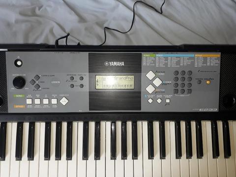 Piano Yamaha Psre233