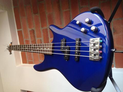 BAJO DE 4 CUERDAS IBAÑEZ SOUND GEAR G10 AZUL REY IMPECABLE ESTADO!!