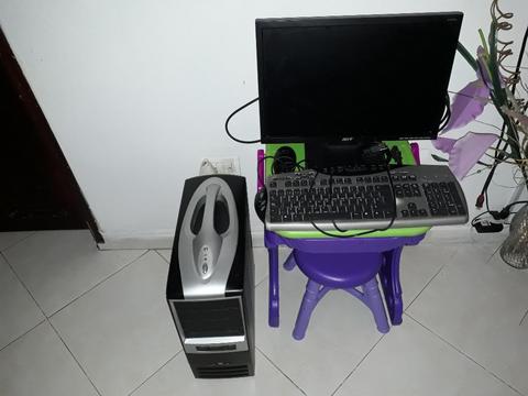 Computador de Mesa Acer