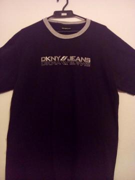 Dos camisetas: camiseta DKNY talla L usada y Dinamic talla M Nueva