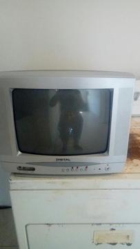 Televisor Pequeño Totalmente Funcional