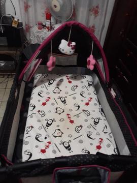 Corral Marca Baby Trend Hello Kitty