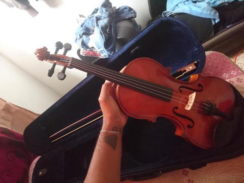 Violin 4/4 Marca Hoffer Nuevo... Ganga