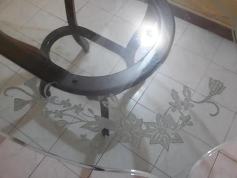 Se Vende Mesa de Vidrio 6 Puestos