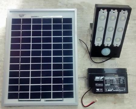 Kit Solar Iluminación Exteriores Listo para Instalar