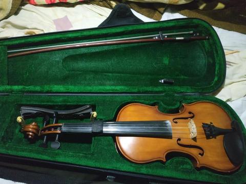 Violin 4/4 Boston