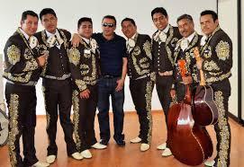 Y QUE MARIACHI $160000 3203026219