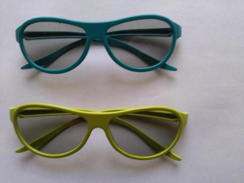 Se venden gafas 3D originales Marca LG. No cambios solo efectivo