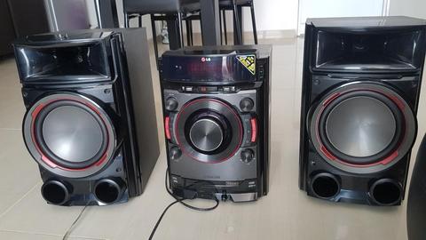 Equipo de Sonido Lg