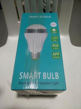 smart bulb foco reproductor de musica parlante