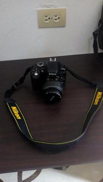 Vendo camara Nikon en muy buen estado llame a 3017911965 o 3022530779