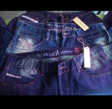 Se Vende Saldo de Pantalon Diesel