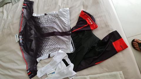 VENDO TRAJE CICLISMO CICLISTA TALLA XL IMPORTADOS!!