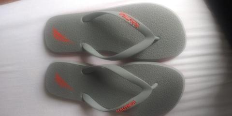 Vendo Pantuflas Nautica Traidas de Usa