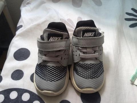 Zapatillas para Bebe Talla 19 Nike