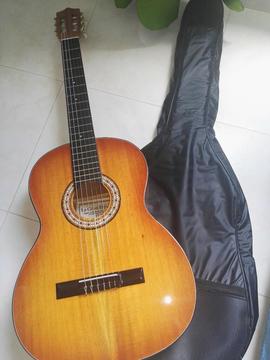 Guitarra Acústica Nueva