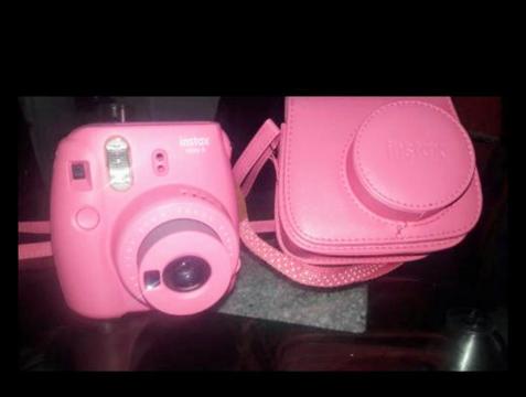 Vendo Camara Instax Mini 9