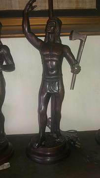 El indio escultura en bronce
