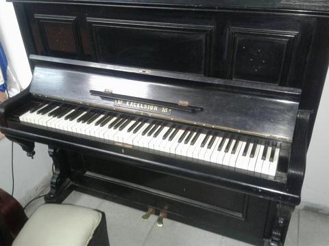 Piano Vertical