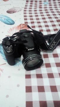 Camara Nikon P520