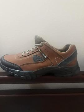 Vendo zapatos tipo merrell