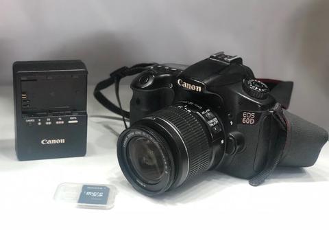 Canon Eos 60D Cargador Memoria