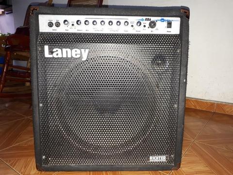 Barato Amplificador de bajo Laney Rb6