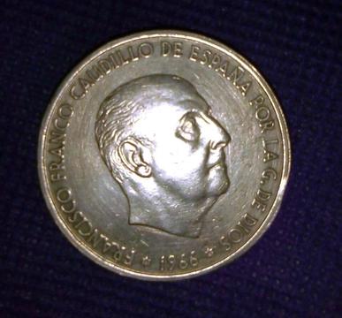 Moneda 100 pesetas en plata 1966 España