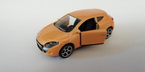 Renault Megane Coupe Esc 1:64 Majorette